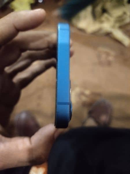 iphone 13 factory unlock (128)gb 2