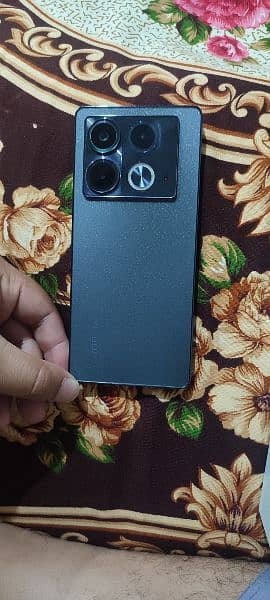 Infinix note 40 9