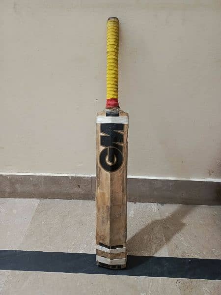 Full hard boll cricket Sale for Urgent  contact 03076471579 3