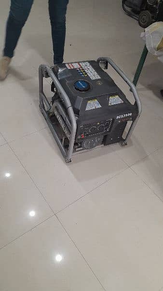 brand new Hyundai 3.5kva generator 3