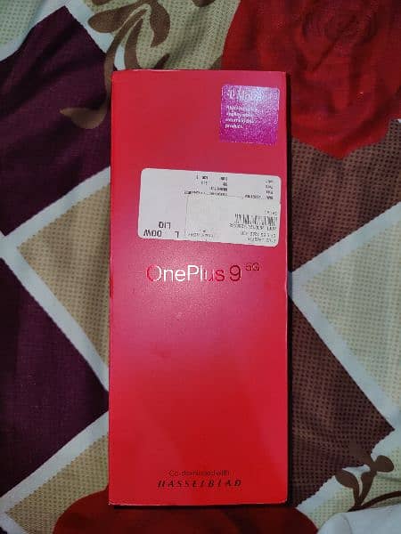 OnePlus9 5g 10/10 with BOX 4