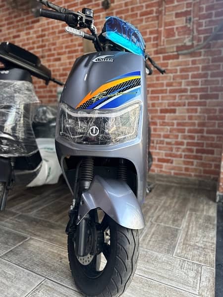 United Electric Smart Scooty 9