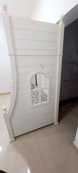 Child double story bed 1