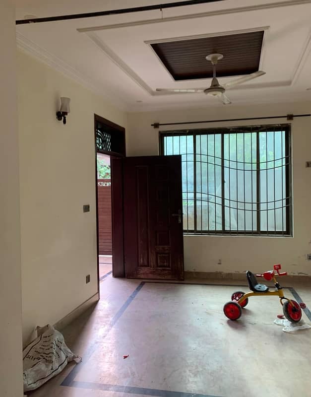12 marla uper portion for rent in pwd 4