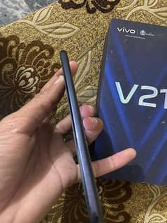 V21 Vivo 8+8 128gb Dual pta approved