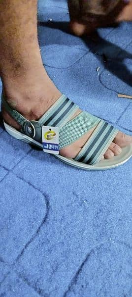 sandals shoes factory  Rait par maojud hai price  950  . joda 3