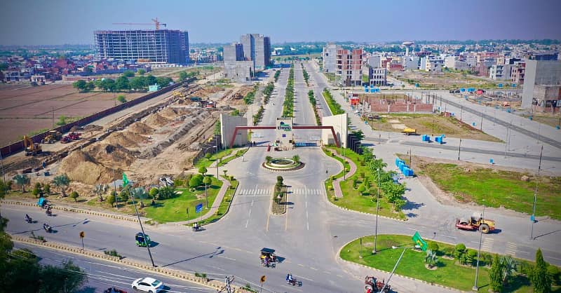 8 Marla Commercial Plot for Sale at Etihad Town Main Raiwind Road - Lahore 0