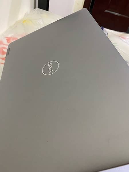 Dell Core i7 11th Gen Touch Screen With SSD 256 Gb 3