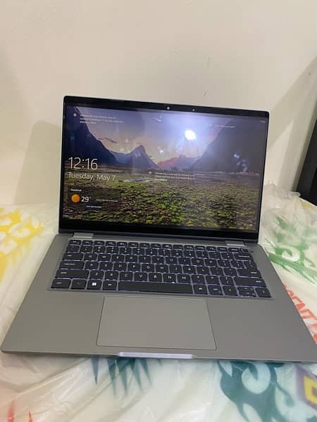 Dell Core i7 11th Gen Touch Screen With SSD 256 Gb 7