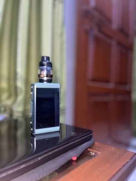 GEEKVAPE T200 only 1 week used urgent need of money 2