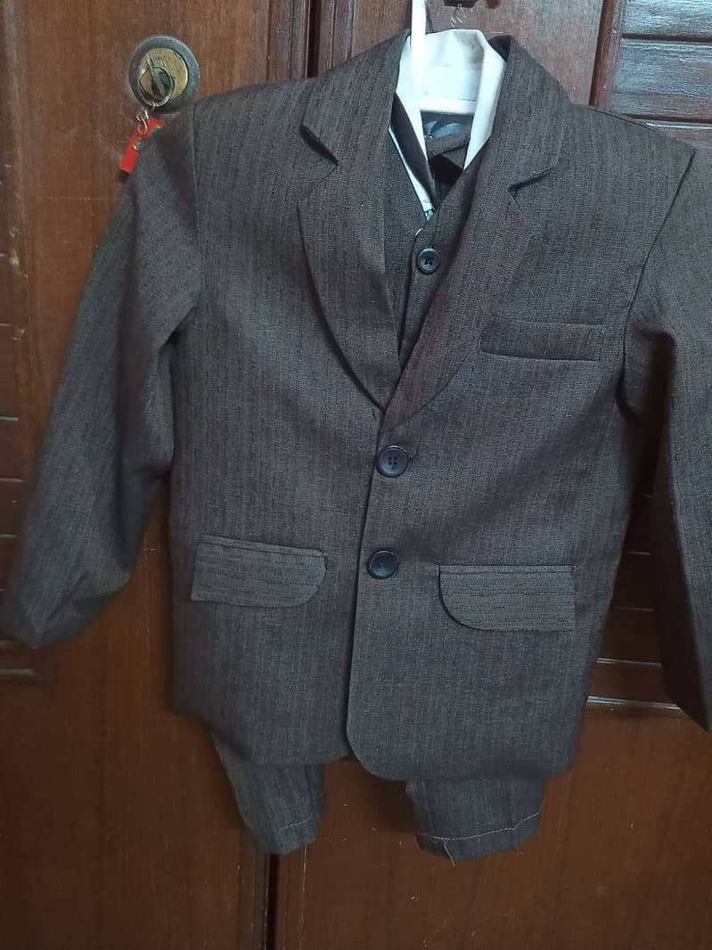 boys fancy suit coat pent,three piece [three to five years] 6