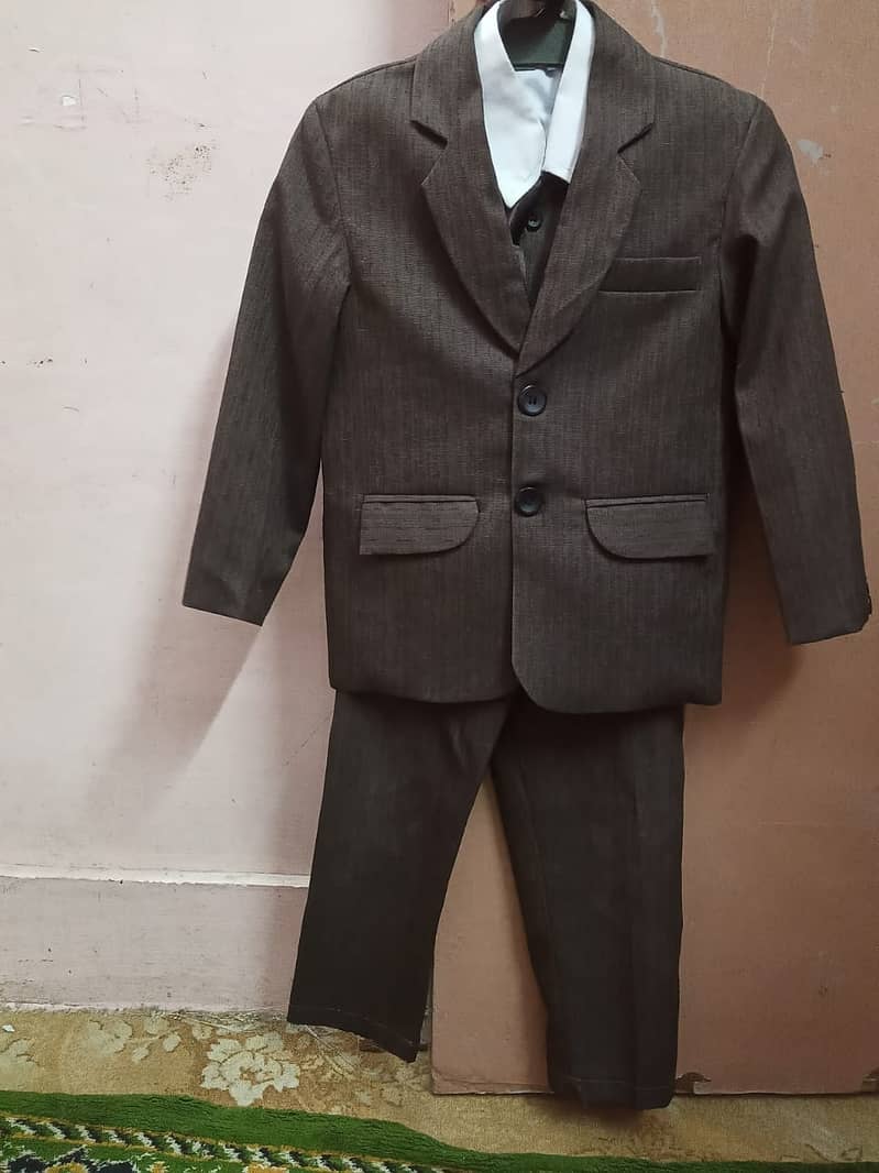 boys fancy suit coat pent,three piece [three to five years] 1