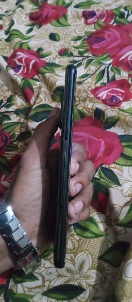 OnePlus 8 5G Price PTA Approved No Scratch All Ok Condition 10/10 4