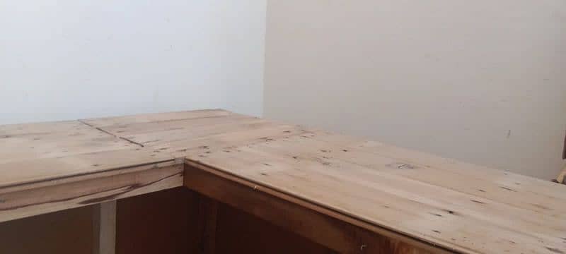 counter made by diar wood 1