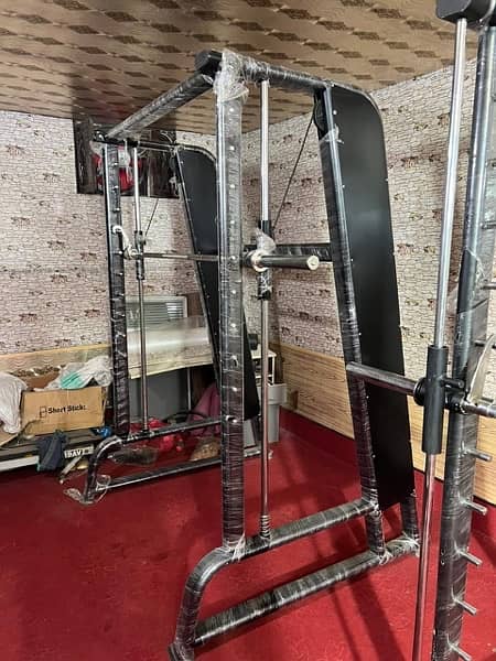 Four station/crossover/leg press/smith/Functional trainer 6
