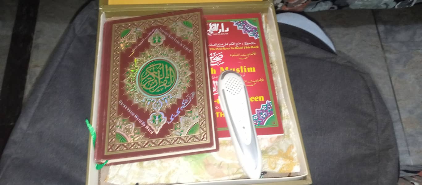 The holy Quran reading pen 2