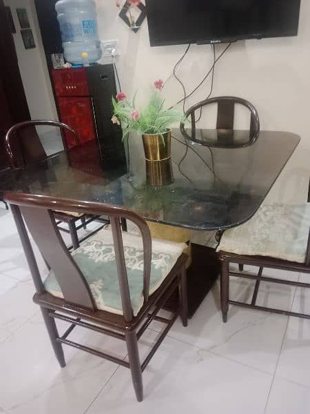 Antique style dinning table with 4 chairs 7