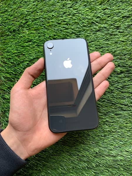iPhone XR 64GB JV NON ACTIVE 1