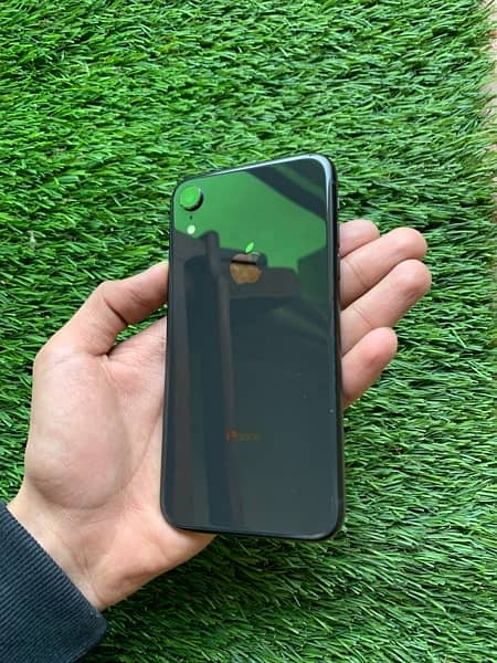iPhone XR 64GB JV NON ACTIVE 5