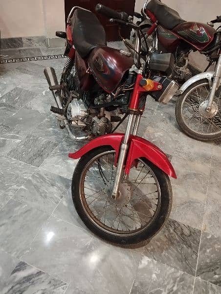 Urgent Sale: Well-Maintained United 100cc Bike - Low Mileage 1