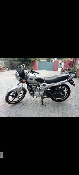 Yamaha ybz125 dx for sale red colour with a beautiful rap 0