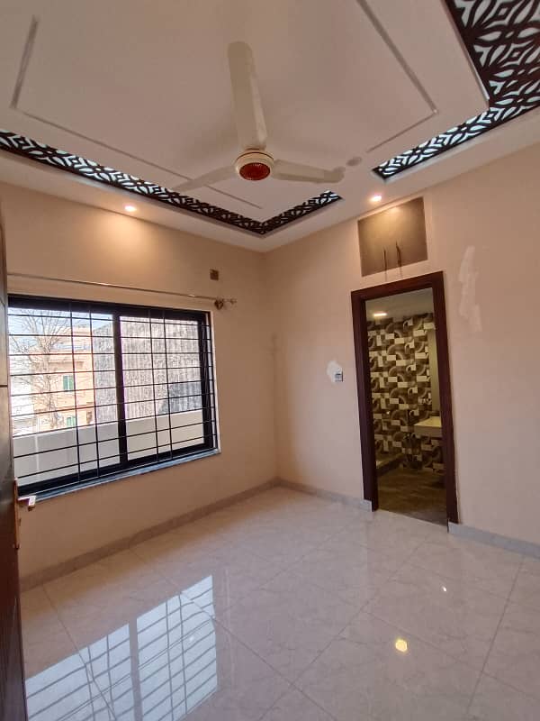 Brand New 25x40 House for Sale with 3 Bedrooms in G13 Islamabad 4