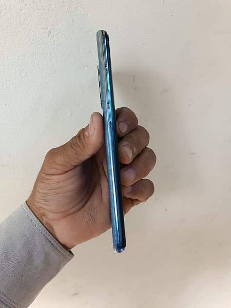 Oppo f19 with Box 4