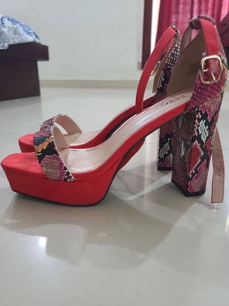 Red wedge heels 1