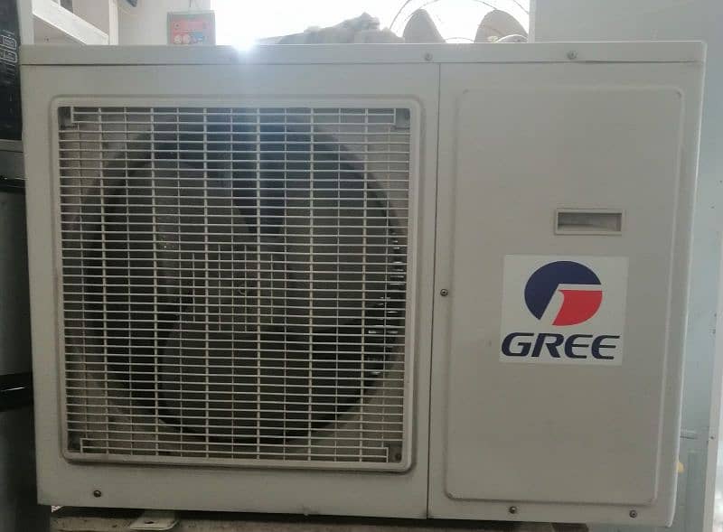 Gree 2Ton Floor Standing Gas R410 Semi inverter only Cool 1
