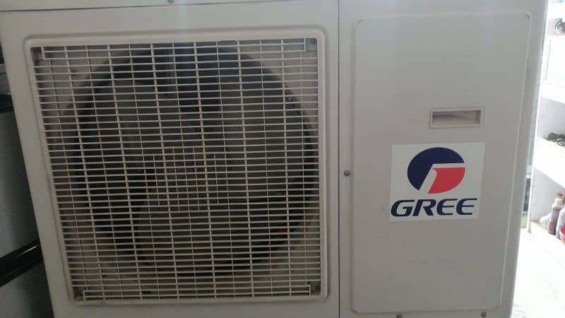 Gree 2Ton Floor Standing Gas R410 Semi inverter only Cool 3