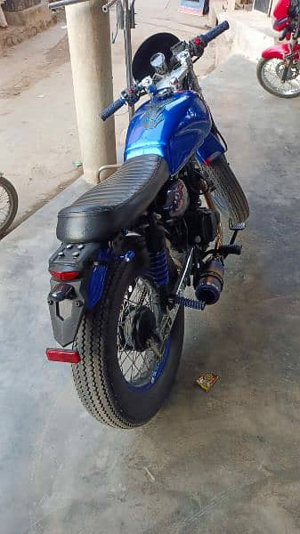 Lifan caferacer bike 200 cc for sale 4