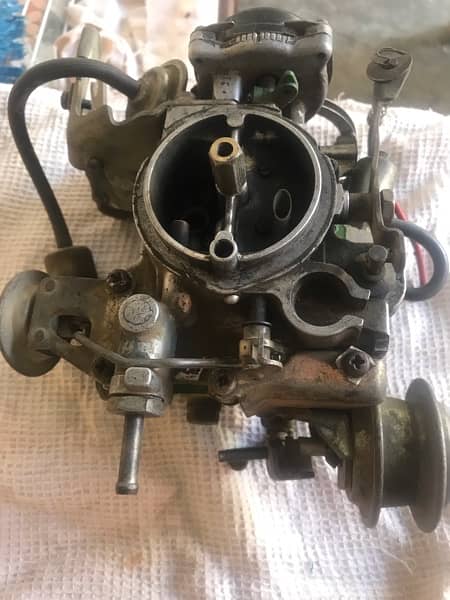 toyota 12 valve engine carborator set 0