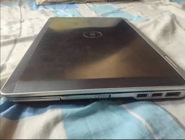 Dell laptop E6420 core i5 2nd gen 0