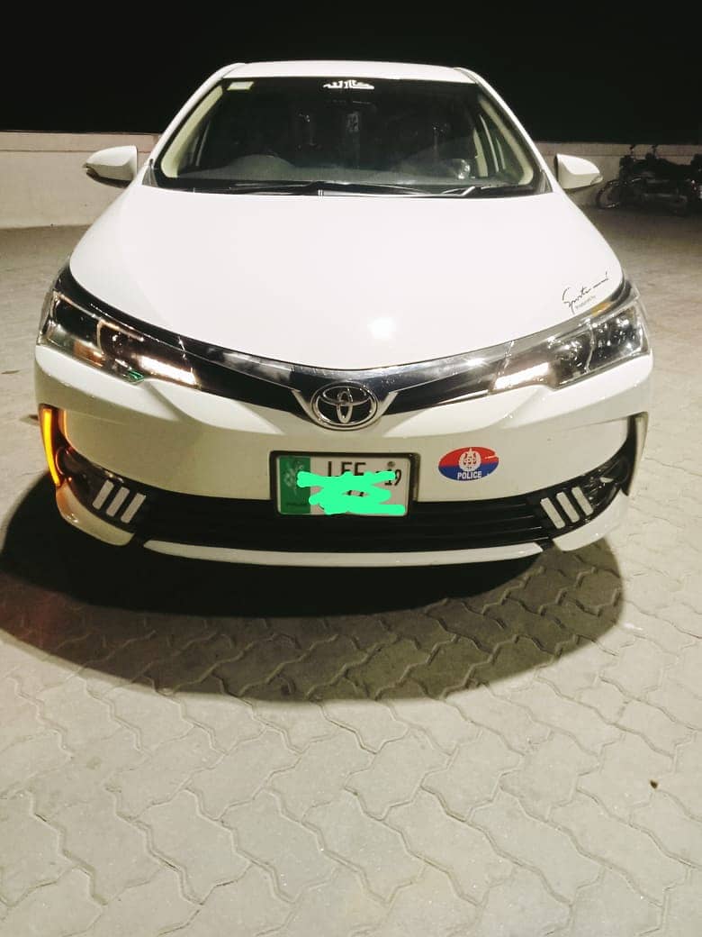 Toyota Corolla GLI model 2019 0