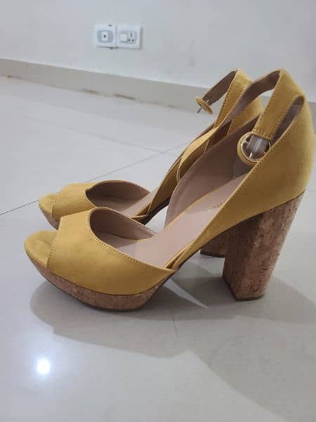 Mustard block heels 1