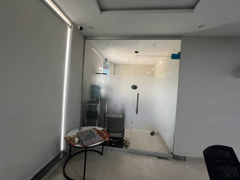4 Marla Office For Rent Size 30x30 Lift Available(Real Pictures) 6