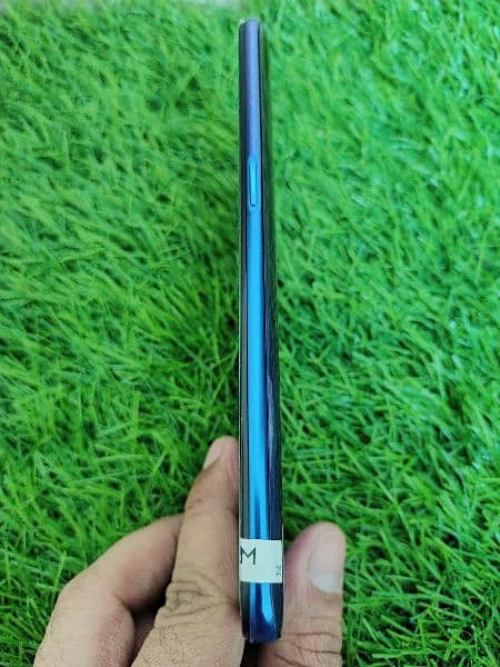 OPPO RENO Z 8 GB - 256 GB WITH BOX AND CHARGER DUAL SIM PTA APPROVED 3