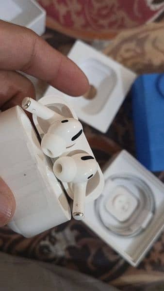airpods pro 2022 2