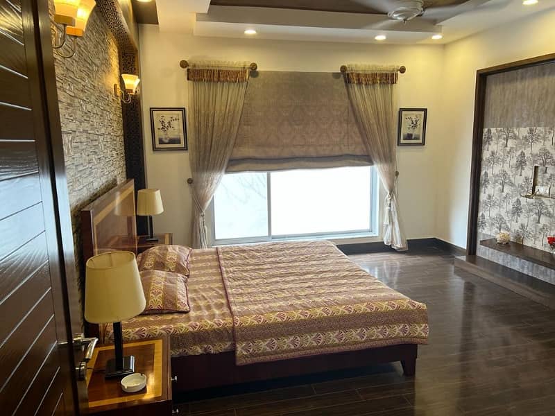 dha phase 4 kanal full house fully furnished facing park for rent 20