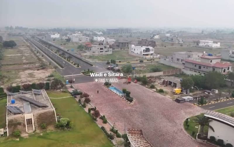 10 marla plot for sale on instalment in wadi e sitara Faisalabad 0