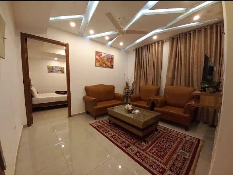 FULLY FURNISHED APARTMENT AVAILABLE FOR RENT IN BAHRIA TOWN PHASE 4 0