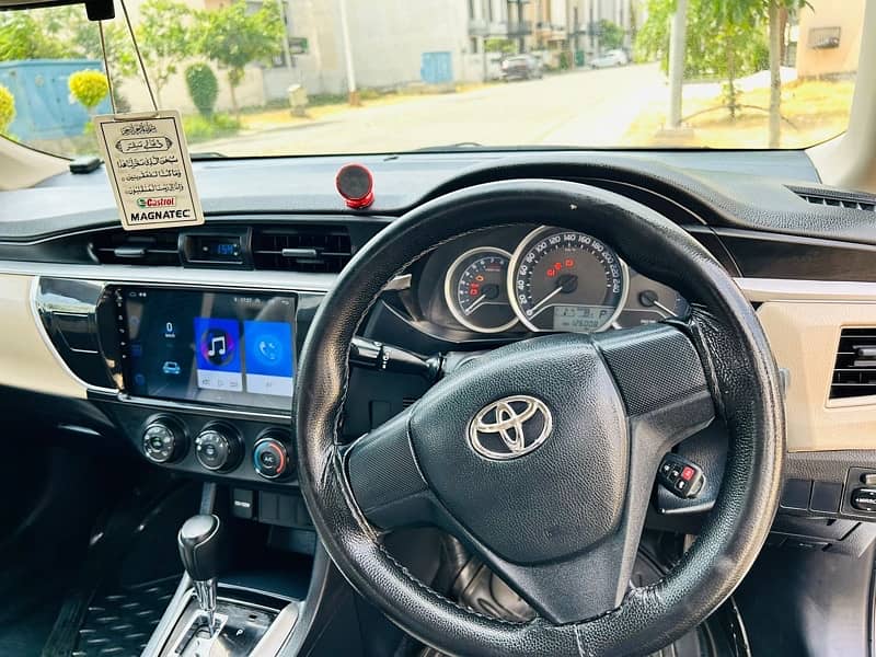 Toyota Corolla Altis 2017 5