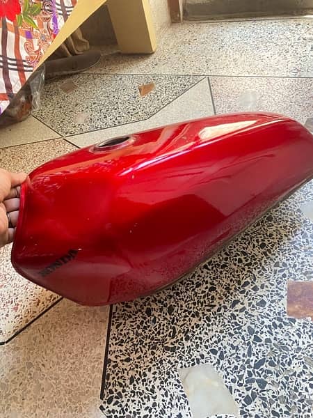 Fuel Tank 125 Red Colour 2