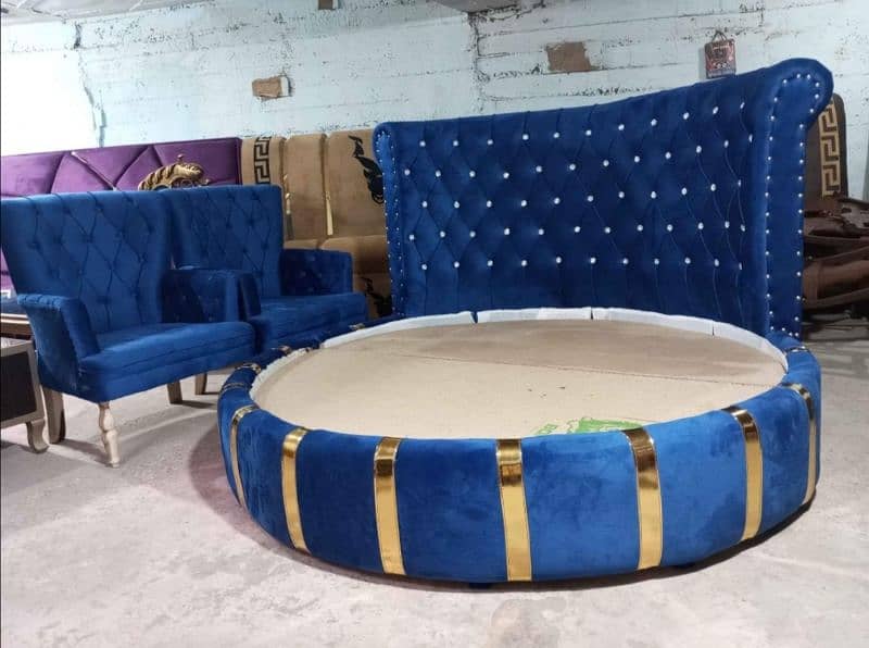 Round king size bed made in total wood 6