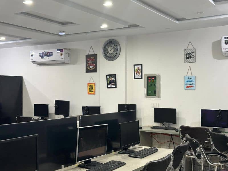 Furnished Call Centre Office for Rent, Bahria Town 1