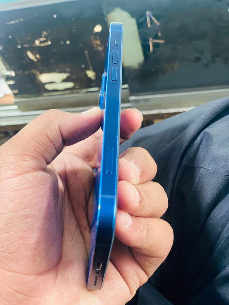 iphone 12 blue 3