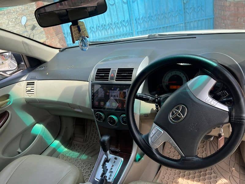 Toyota Corolla Altis 2014 11