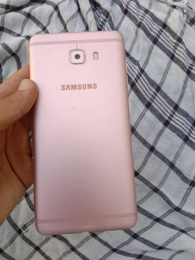 Samsung Galaxy C9 Pro 4/64 GB 1