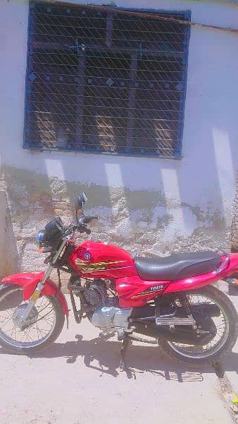 hamaha 2020 model condition 10by9 colour red 6