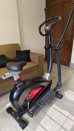 Elliptical Cross Trainer 2 in 1 Available In Almost New Condition